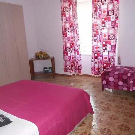 Holiday home Defli House *